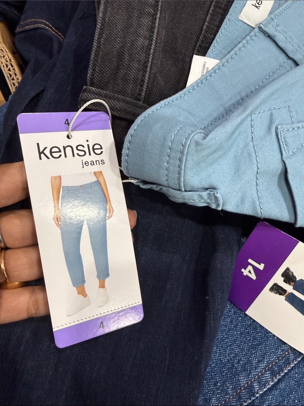 Kensie Light Blue Cropped Ankle Jeans